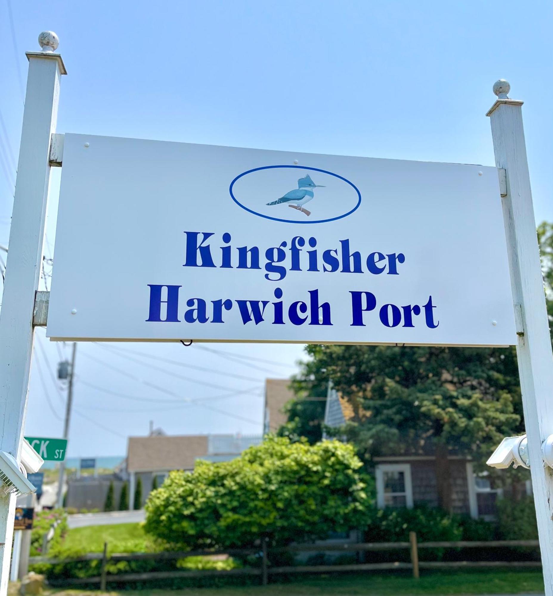 Kingfisher Harwich Port Exteriör bild